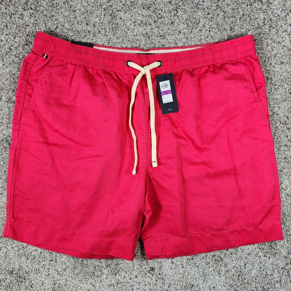 Tommy Hilfiger‎ Shorts Men XXL Red Casual 7 Inch Inseam NWT